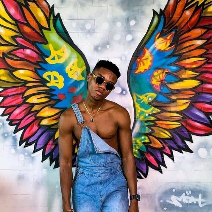 Kidi – Cinderellaft . Mayorkun X Peruzzi (Prod. By Freshvdm)