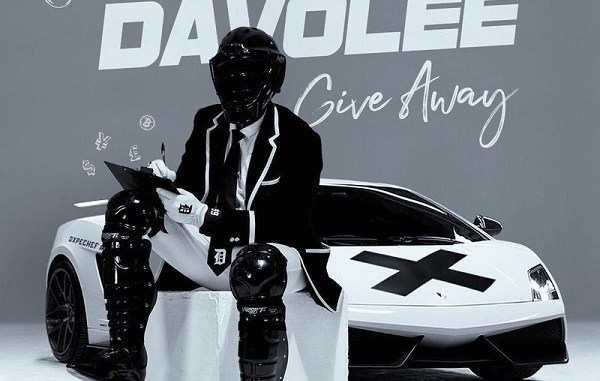 Giveaway (Blaqbonez Diss)